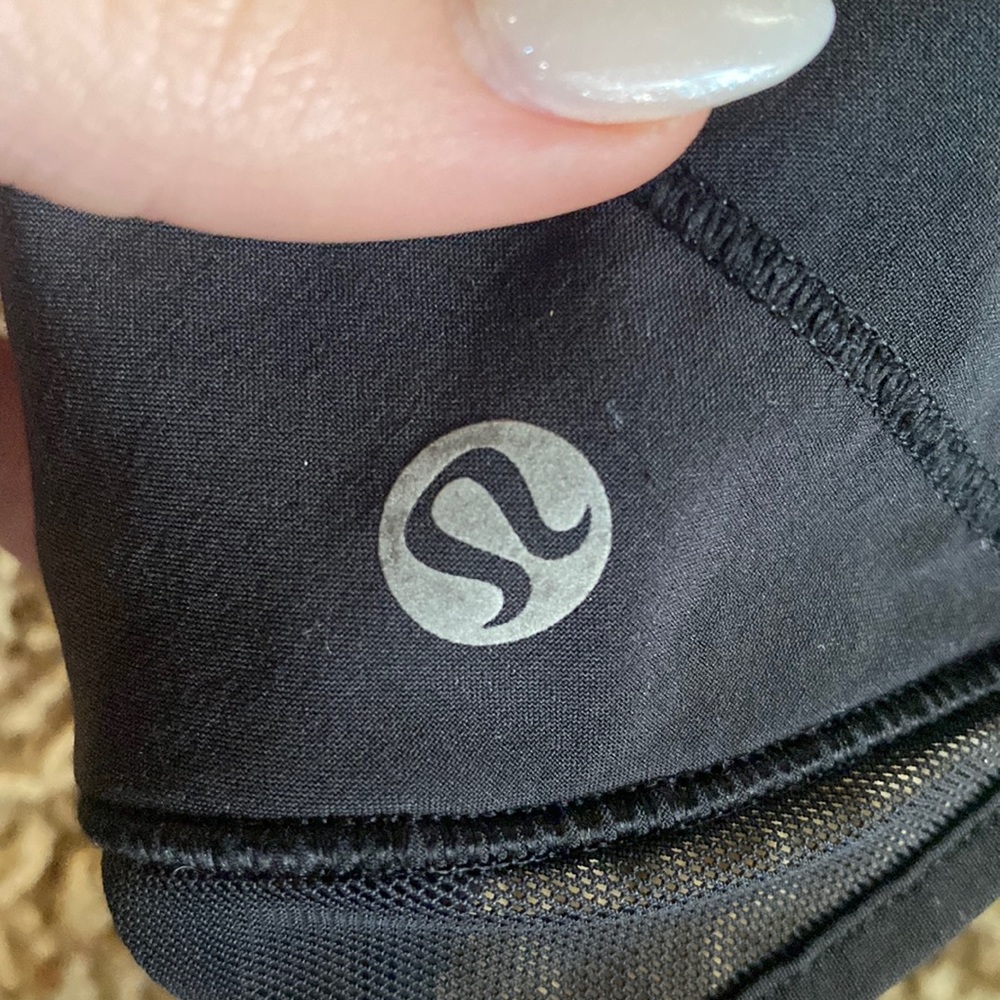 Lululemon Shorts logo for the previous post.